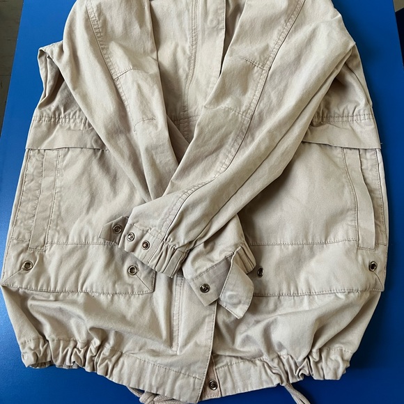 Pink Jacket - Picture 3 of 7